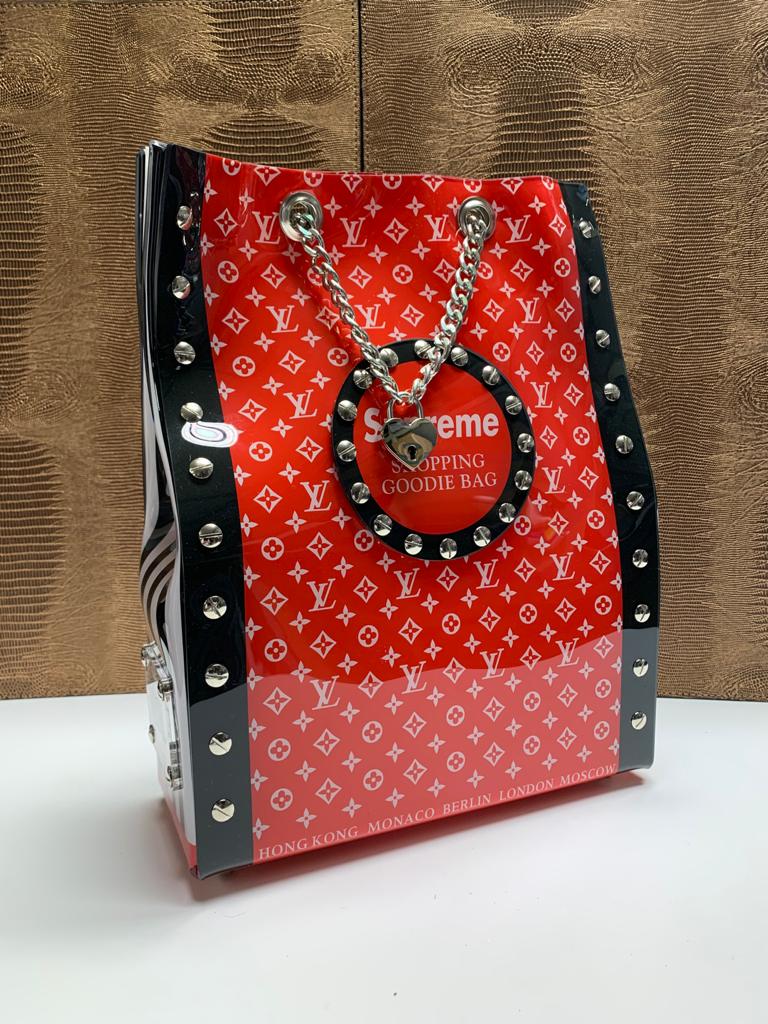 Louis Vuitton supreme - goodie bag - klein 01